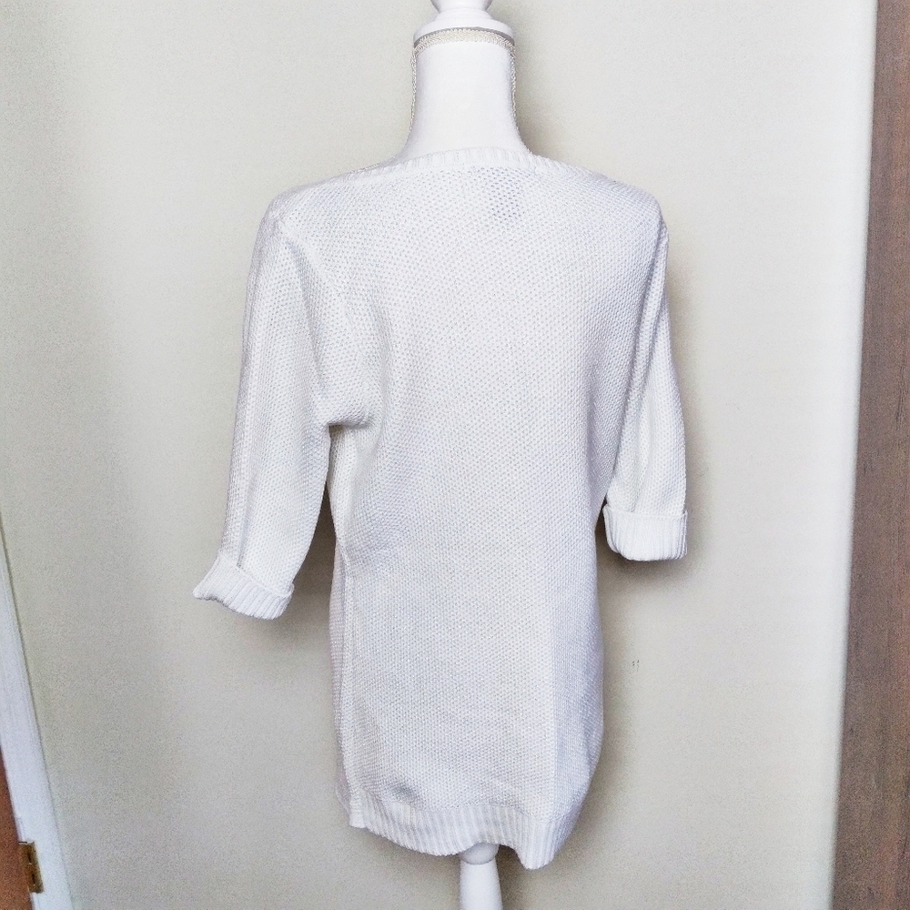 Design history White Asymmetrical Hem Sweater - Picture 3 of 7